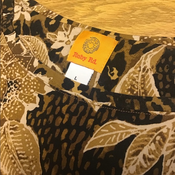Ruby Road top size L draw string brown floral pattern nice Holiday shirt 🥀 - Picture 5 of 12